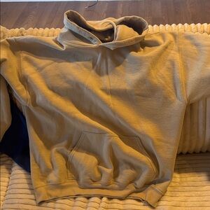 Gildan Cream Heavy Blend Hoodie